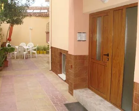 Δωμάτια σε οικογενειακή κατοικία Guest Gramatikov
